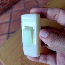 Tay bật dạ quang SOPOKA NDQ-1