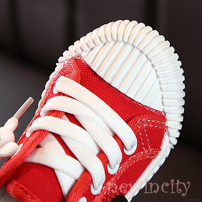 Giày thể thao đế mềm chống trượt in chữ phong cách Hàn Quốc cho trẻ em