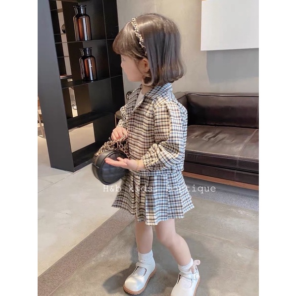 Set vest thô kẻ 3 chi tiết cho bé gái