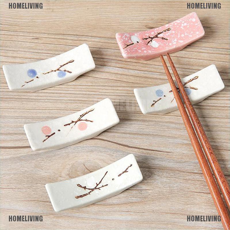 Giá Đỡ Đũa Bằng Sứ Hình Bông Tuyết Phong Cách Nhật Bản