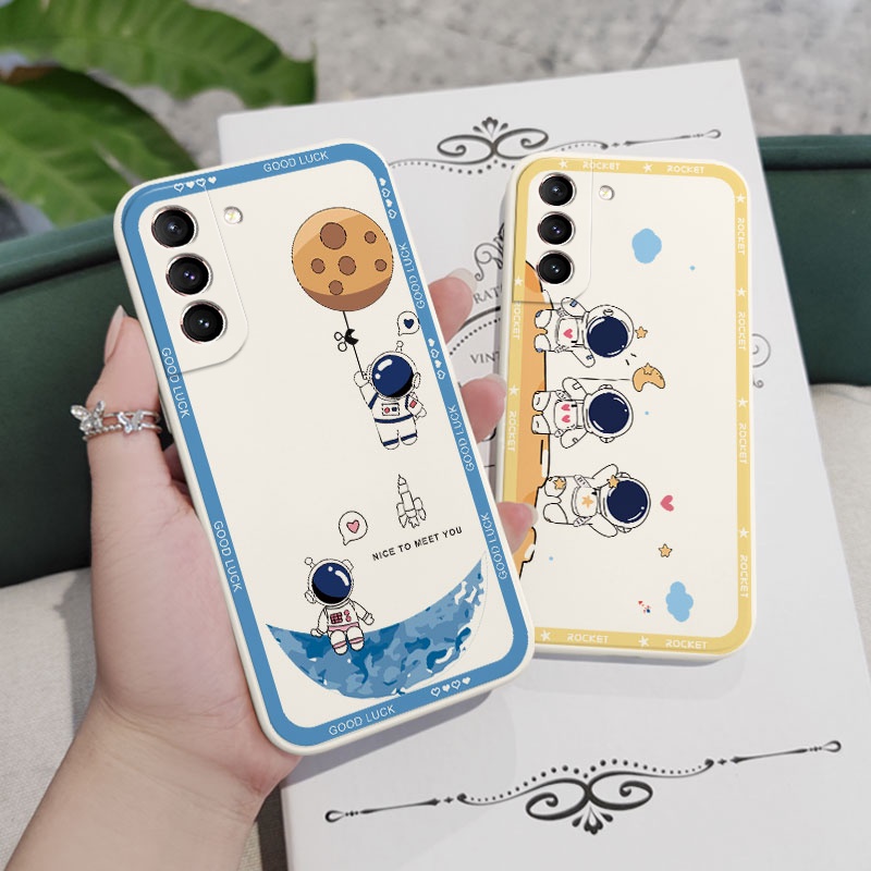 Ốp Điện Thoại Cảm Giác Chạm Thoải Mái In Hình Phi Hành Gia Mặt Trăng Cho Samsung Galaxy S21 S20 FE Ultra Plus