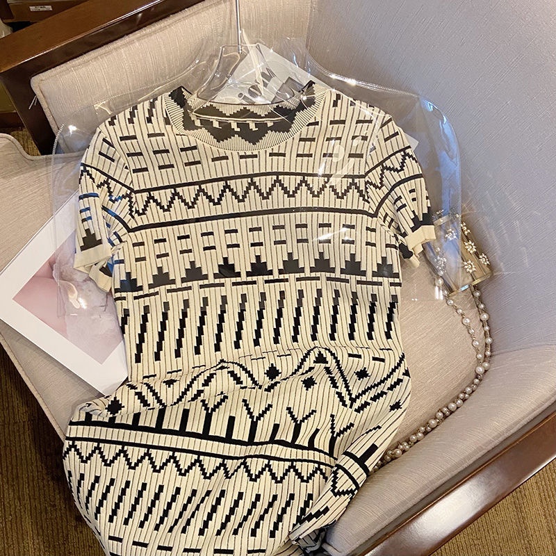 Đầm Dệt Kim Mỏng Họa Tiết Hình Học Cổ Điển Chất Lượng Cao