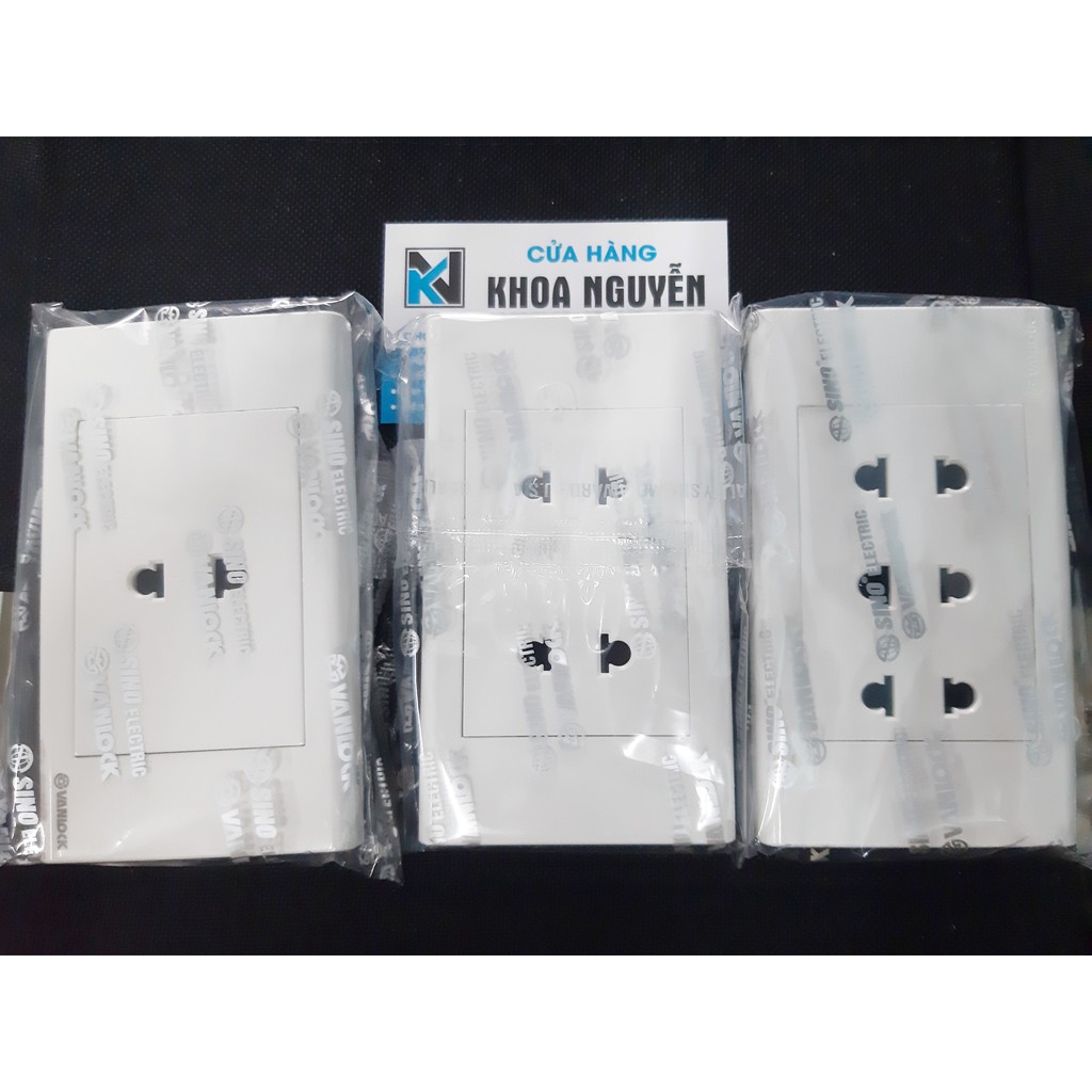 Ổ cắm 3, 2 chấu sino S18U