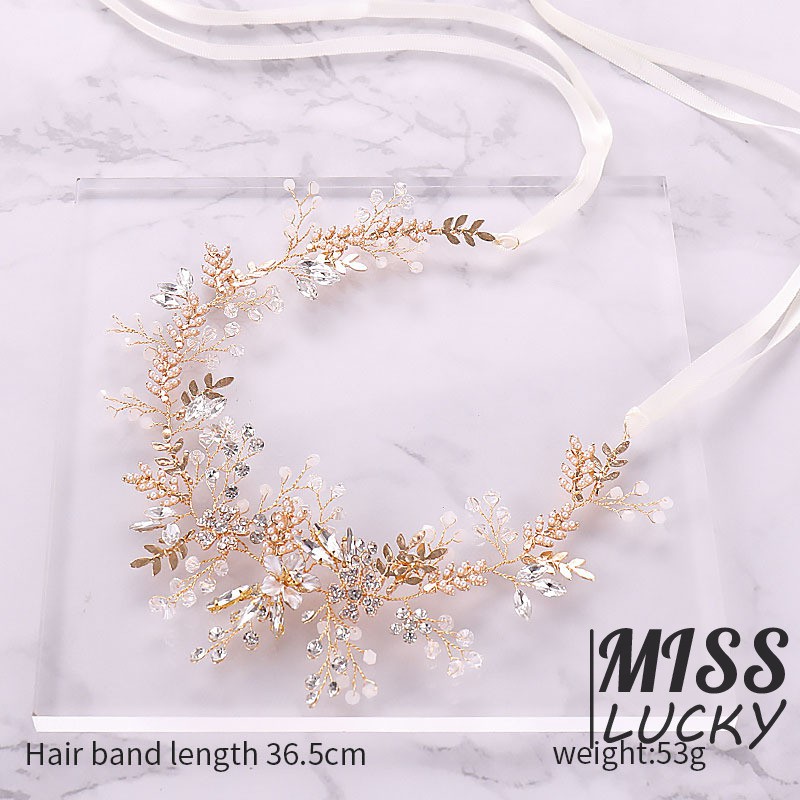 Vòng hoa đính đá và ngọc trai giả sang trọng cho cô dâu