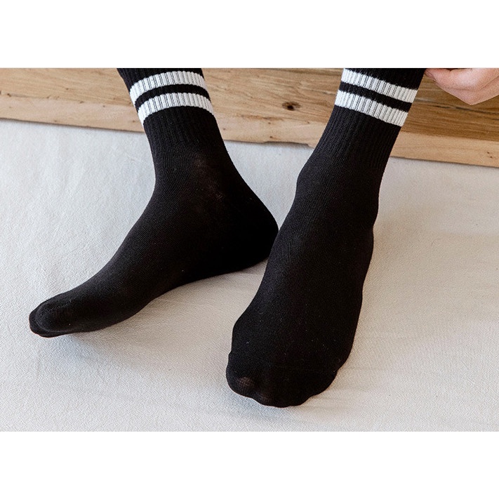 Vớ cotton Nữ trắng đen đơn giản kiểu truyền thống.