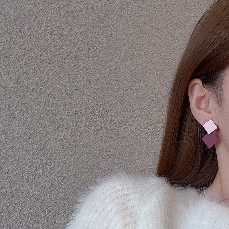 Bông tai vuông phong cách Hàn Quốc dành cho nữ