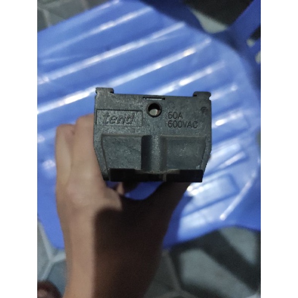 Cầu đấu điện 60A 600v 9p