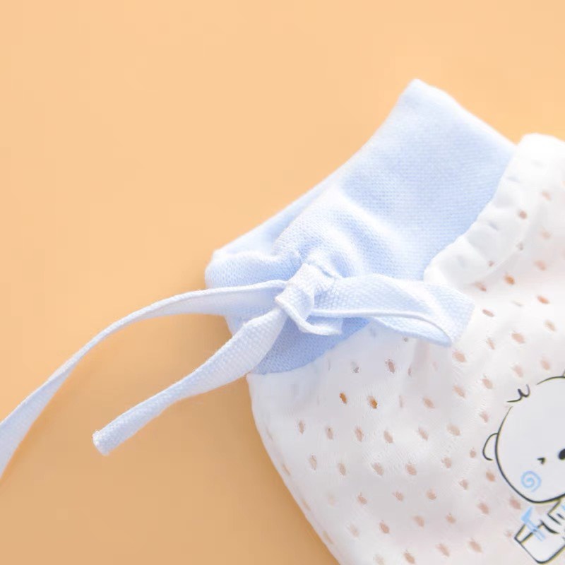Bao tay dạng lưới tháng khí cho trẻ sơ sinh tránh xước mặt cho bé