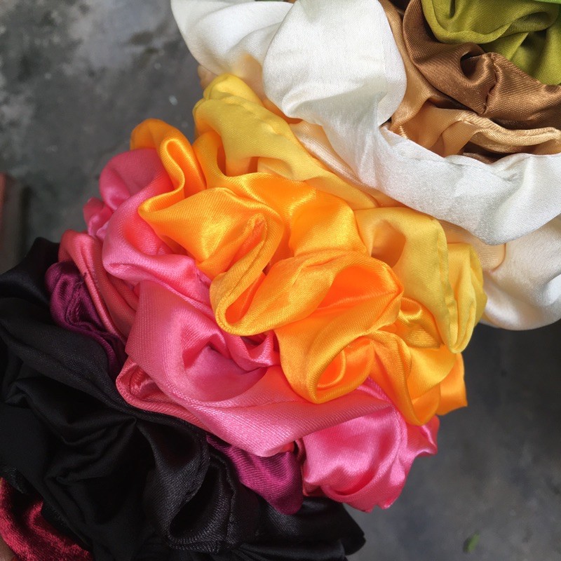 Cột tóc scrunchies nhiều màu