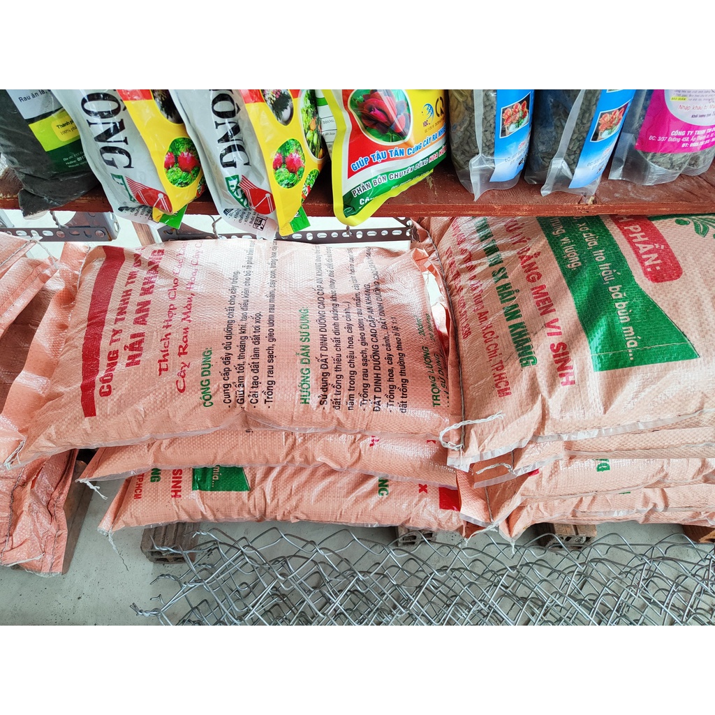 Đất sạch trồng rau hoa, cây cảnh - Đất hữu cơ trồng rau ( xơ dừa, tro trấu, phân bò, trùn quế, bã bùn mía, khoáng chất