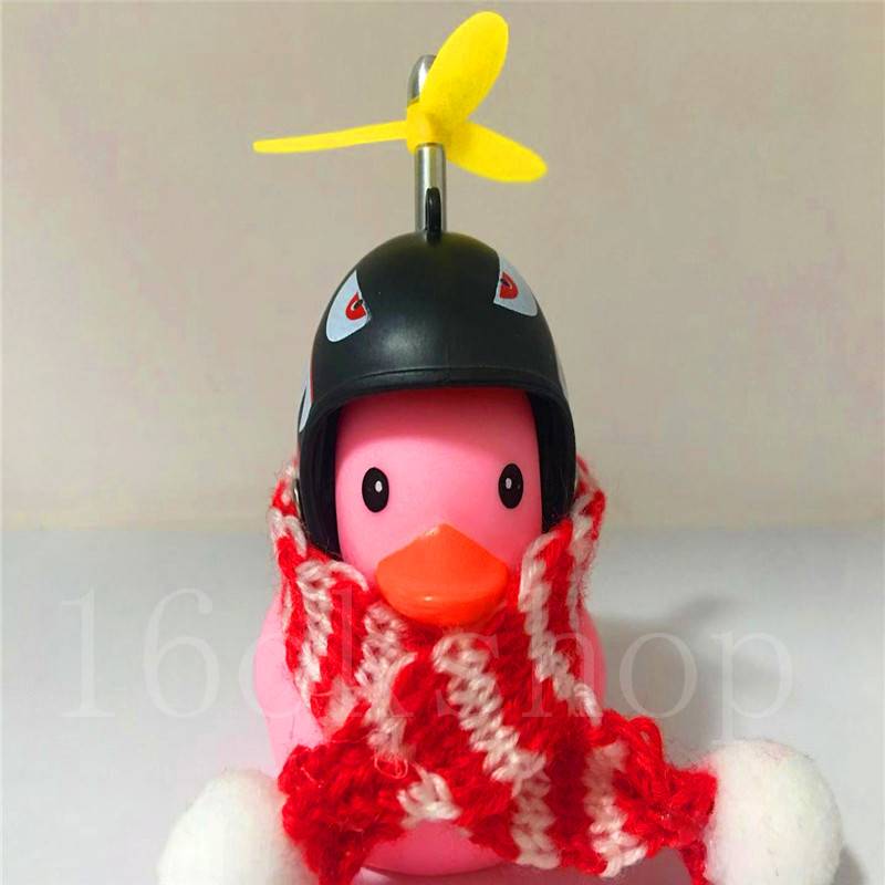 Chú vịt cao su gắn trang trí mũ bảo hiểm đáng yêu