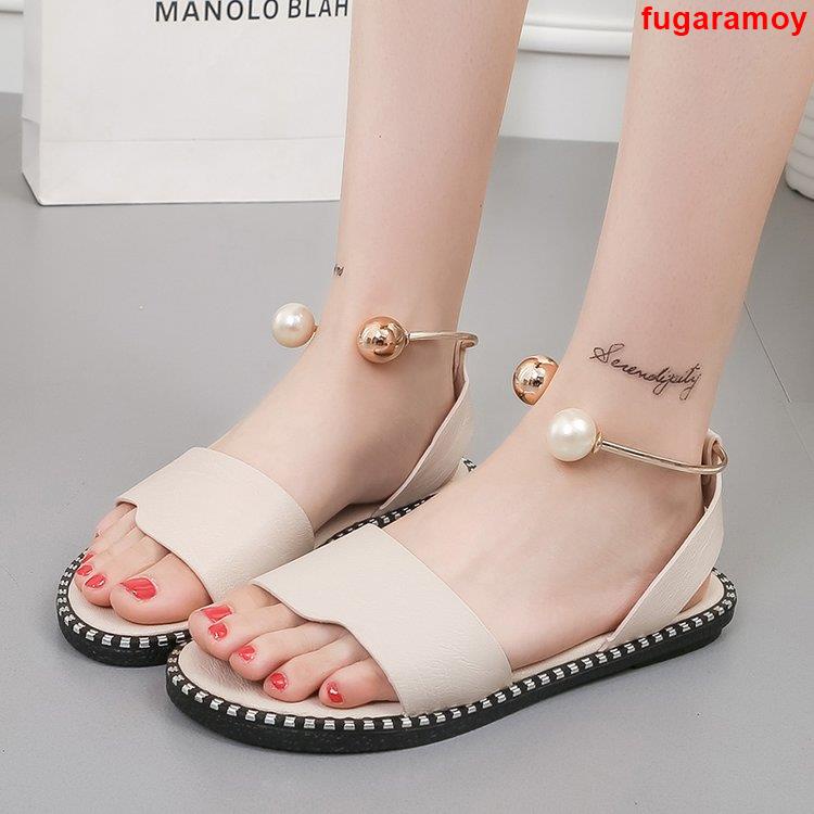 Giày sandal hở mũi đế bệt đính ngọc trai giả chống trượt thoáng khí kiểu Hàn Quốc mùa hè mới size lớn 35-43 cho nữ