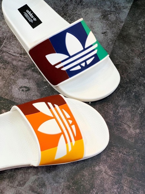 Dép quai ngang adidas