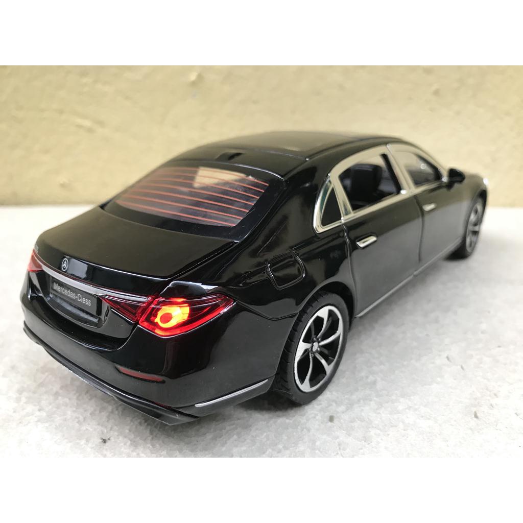 Mô hình xe Mercedes-Benz S400 2022 1:24