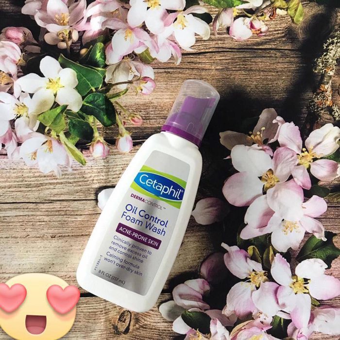 Sữa Rửa Mặt Cetaphil DermaControl Foam Wash Cho Da Mụn