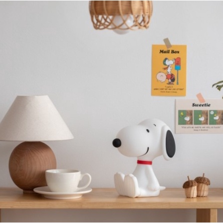 Đèn LED Ngủ Cảm Ứng Hình Peanuts x Snoopy Dễ Thương