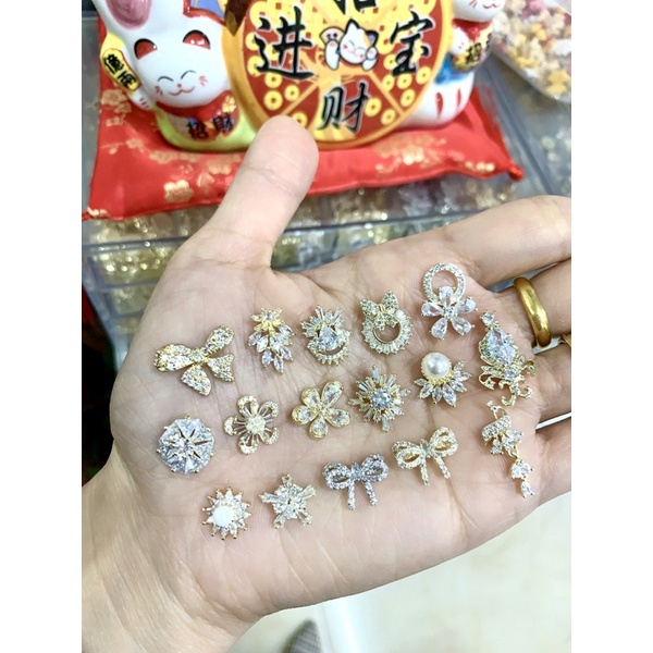 Charm cao cấp gắn móng tay
