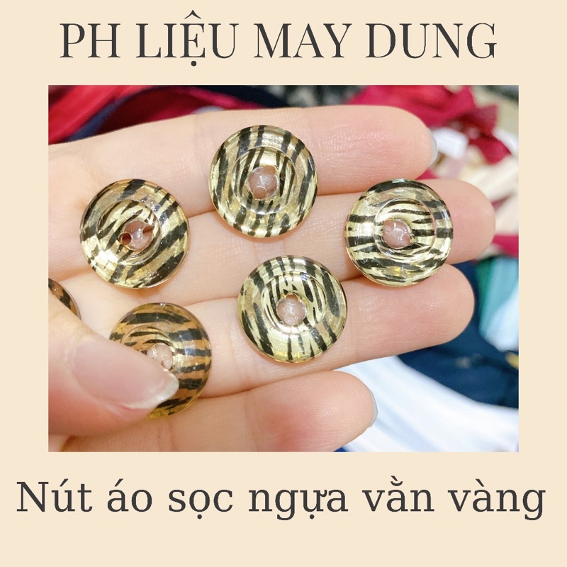 Nút áo sọc vằn ( bán từ 5 nút)