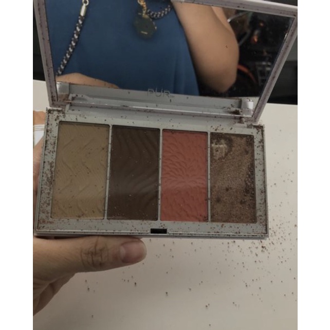 Bảng phấn 4 trong 1 PUR màu Medium $34