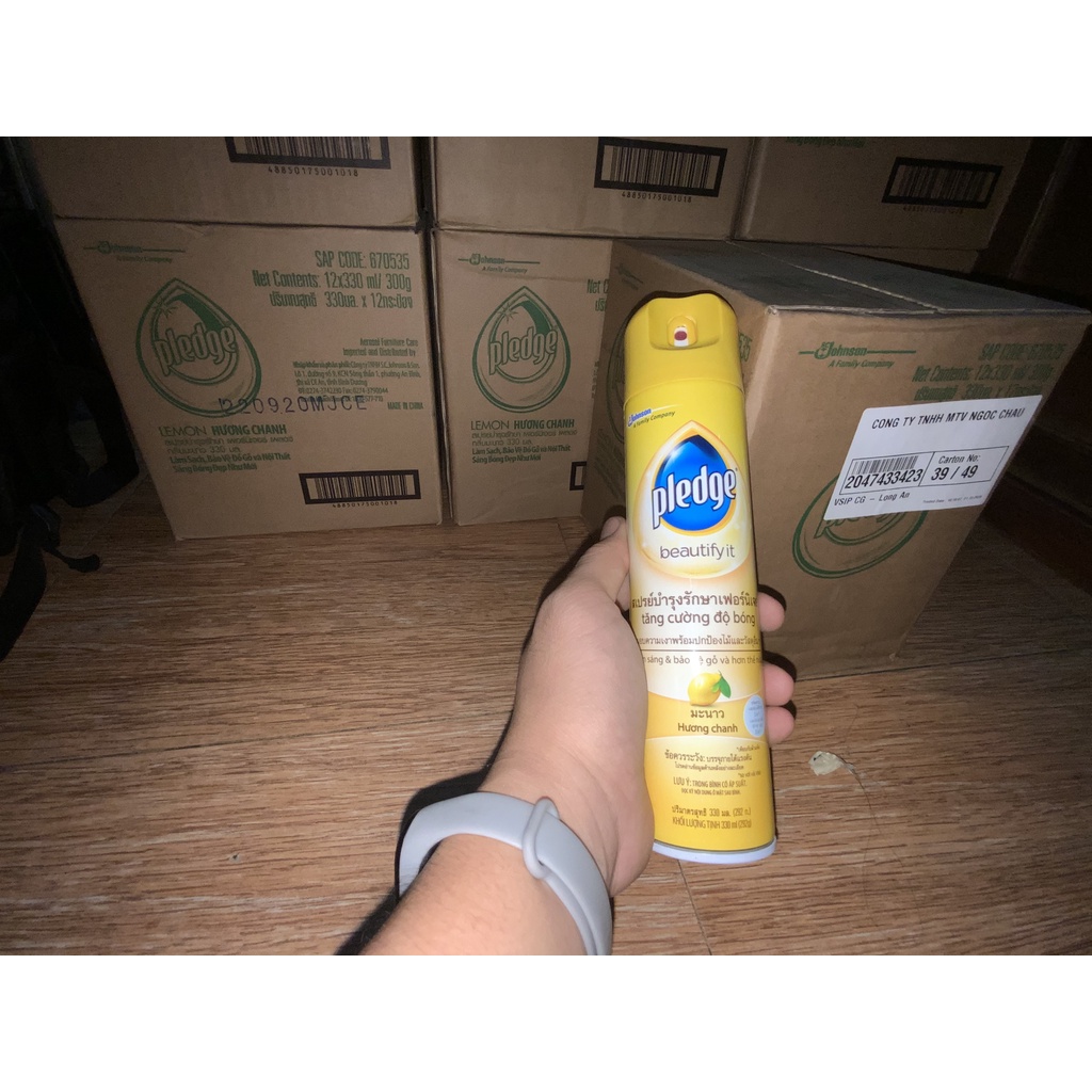 Bình Xịt Đánh Bóng Đồ, Pledge Hương Chanh Chai 330ml. Hàng chính hãng, mua số lượng lớn được giảm giá
