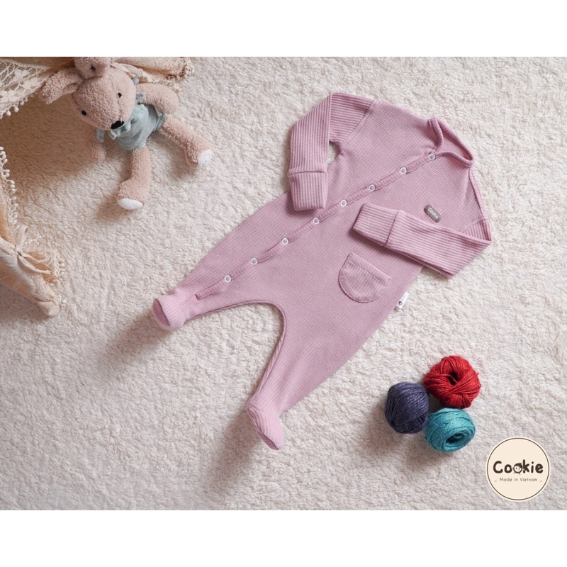 COOKIE - Bộ Sleepsuit cài chéo phối túi liền tất WAFFLE