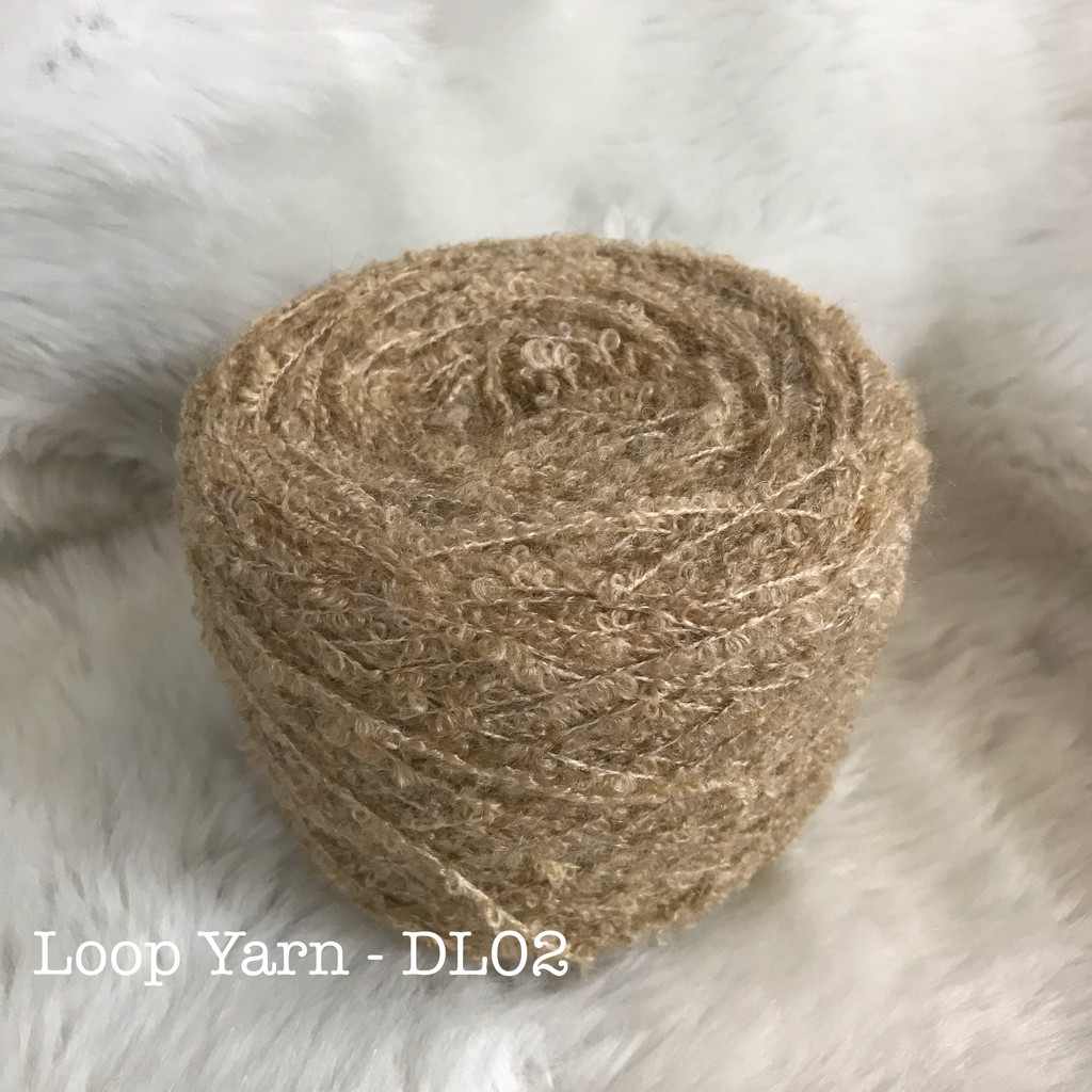 LOOP YARN Len xù vòng kiểu mới , dùng đan móc áo , mũ , khăn , thảm đệm.