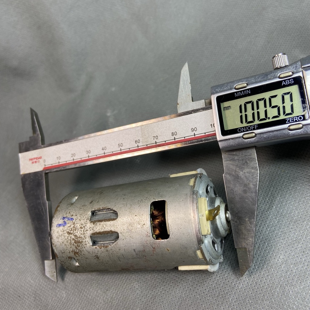 MOTOR 220 VDC chổi than TRỤC ngắn 110W 9000 RPM . Lực tua khỏe, có thể chế máy phát điện