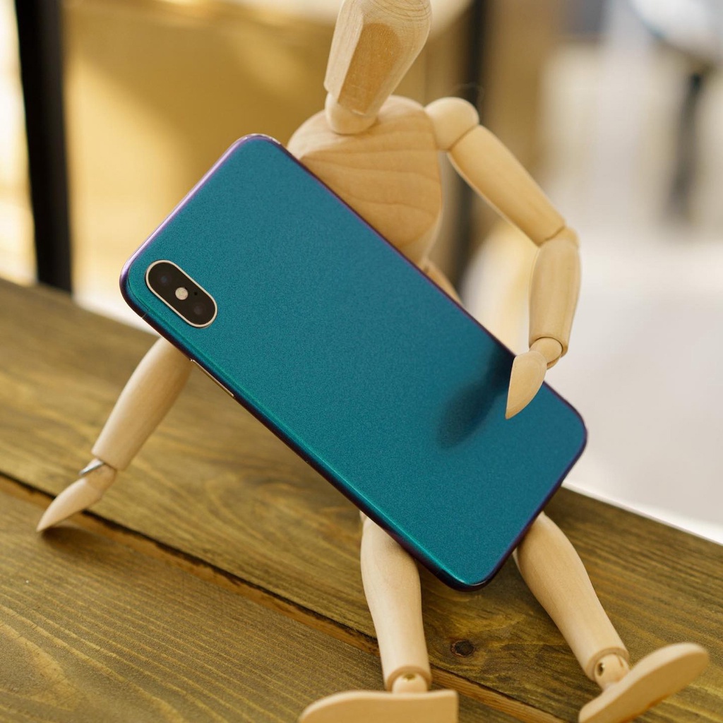 Tấm Dán Skin mặt sau Glossy Deep Space Chameleon Dành cho 5 6 7 8 6plus 7plus 8plus X XS XR XSMAX 11 PRO MAX