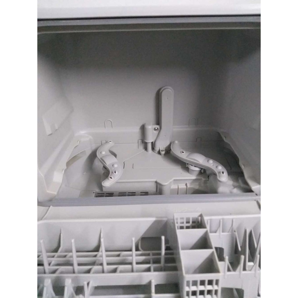 Máy rửa chén bát 4 người ăn Panasonic TCB1