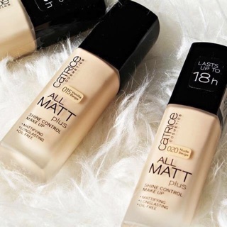 Kem nền kiềm dầu catrice all matt plus 18h