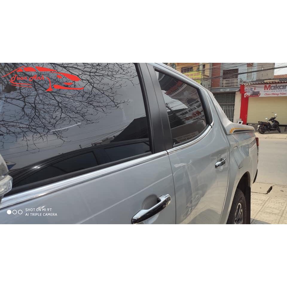 Nẹp Chân Kính Triton 2019 - 2022 inox 304 cao cấp
