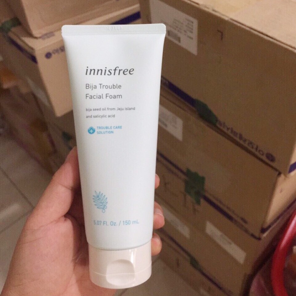 Sữa rửa mặt Innisfree Bija Trouble Facial Foam 150ml Hàn Quốc dành cho da mụn