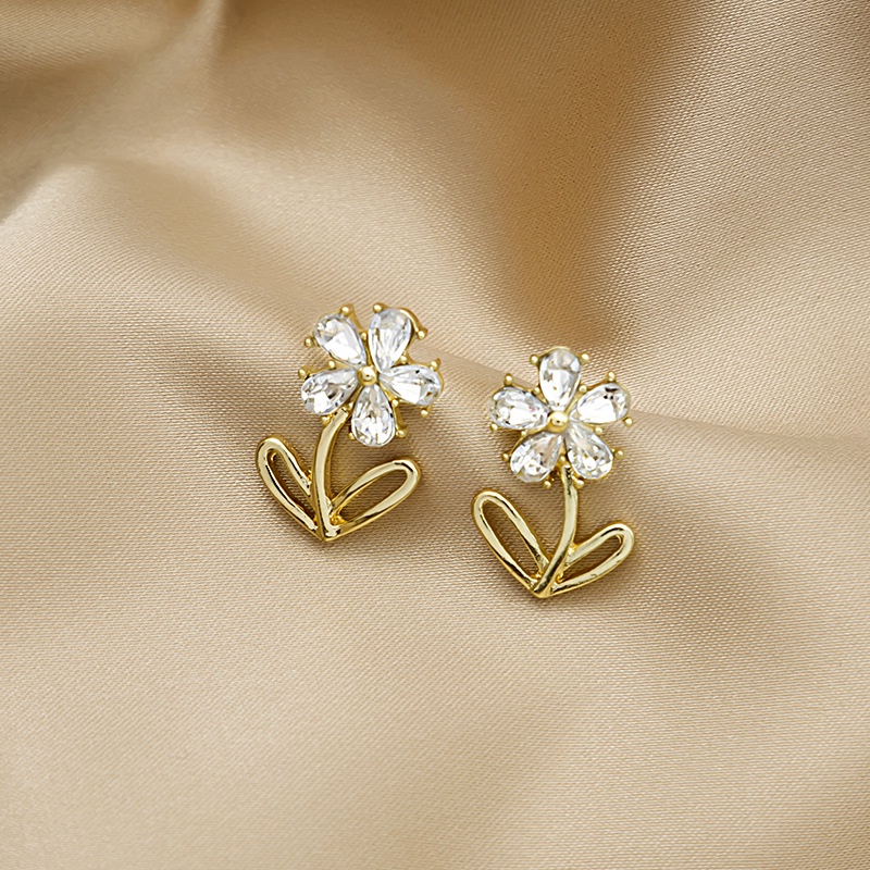 Khuyên tai bạc hình cánh hoa ba chiều đính đá Zircon siêu nữ tính