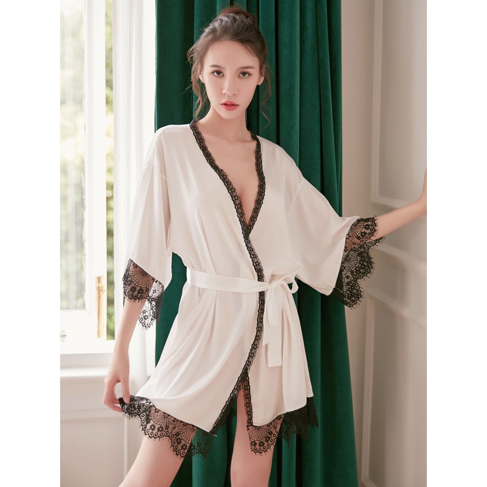 Áo choàng ngủ lụa sexy kiểu kimono màu trắng viền ren đen sang trọng hàng nhập cao cấp | WebRaoVat - webraovat.net.vn