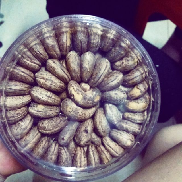 HẠT ĐIỀU RANG MUỐI BÌNH PHƯỚC