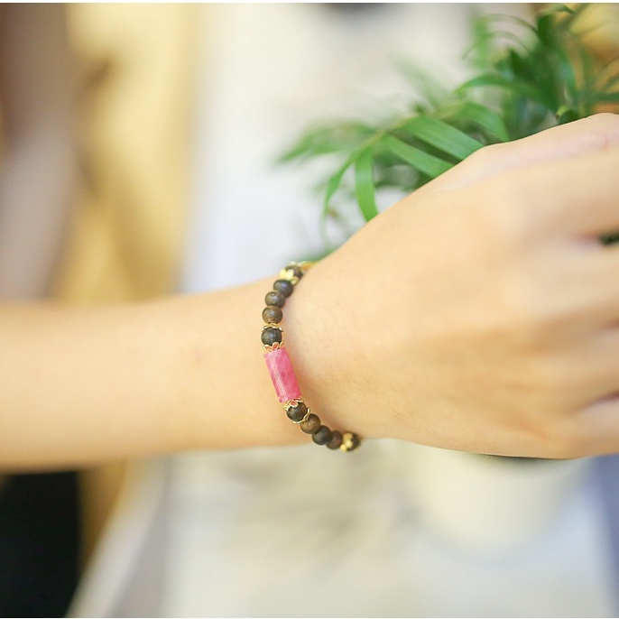 Lắc trầm hương mix charm Ruby Lu thống chiêu tài