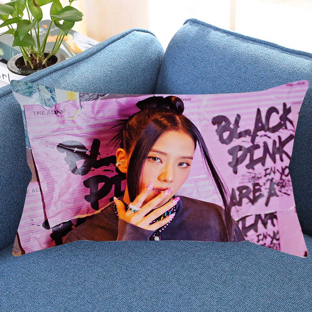 Vỏ Gối Chữ Nhật In Hình Jisoo, Jennie, Ros Và Lisa BLACKPINK Một Mặt Bằng Polyeste