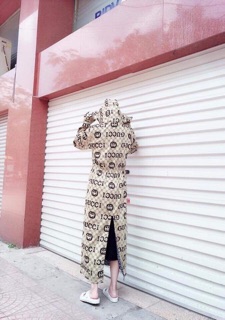 Áo choàng nắng Gucci