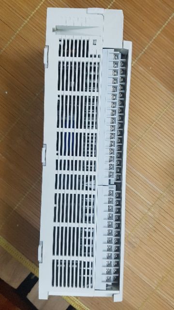 PLC MITSUBISHI FX3U-80MR/ES-A