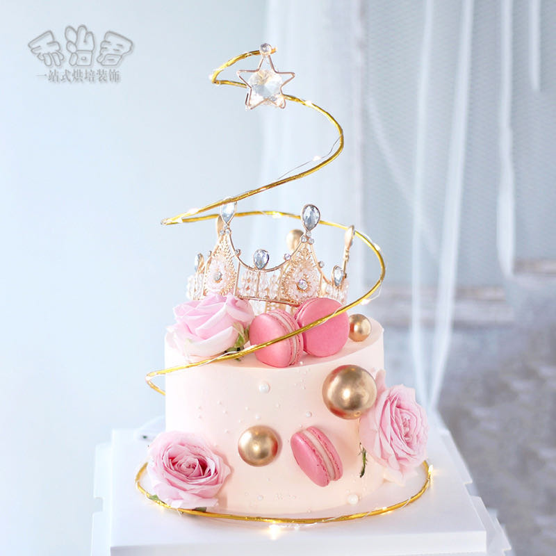 Phụ kiện trang trí bánh kem hình ngôi sao và quả cầu vàng cho tiệc cưới/sinh nhật độc đáo