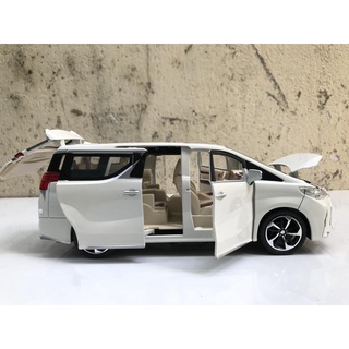 Mô hình xe LEXUS LM300h 2020 1:24