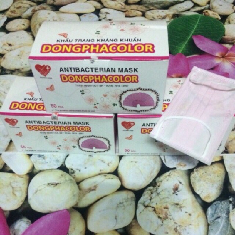 Khẩu trang y tế cao cấp DONGPHACO 3 lớp hộp 50 cái
