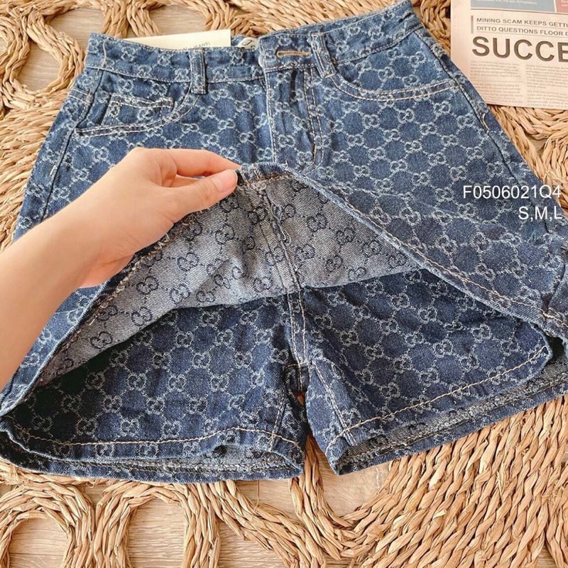 Quần short jean gucci giả váy lưng cao | BigBuy360 - bigbuy360.vn