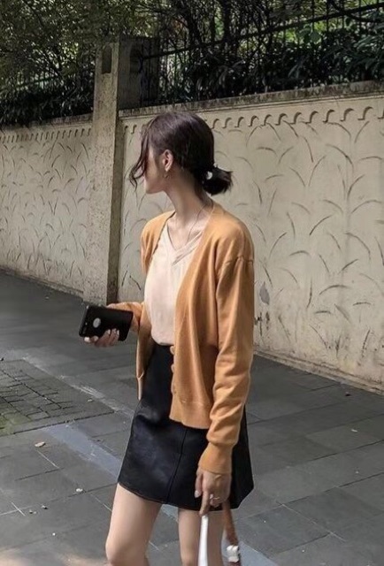 Áo cadigan len 3 cúc | BigBuy360 - bigbuy360.vn