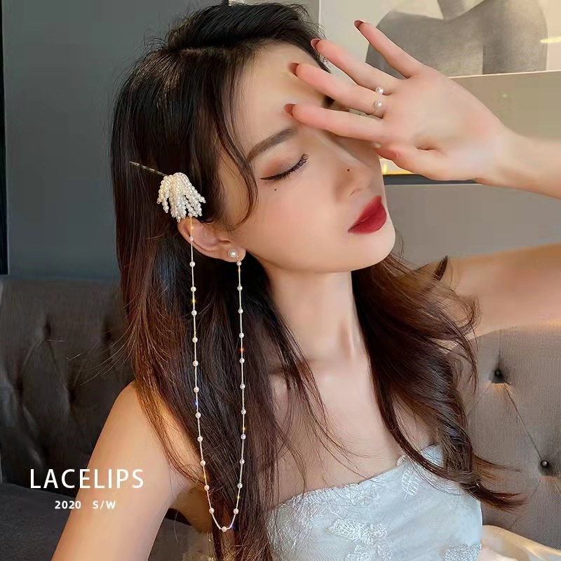 Khuyên Tai Hình Trái Tim Bất Đối Xứng Có Tua Rua Dài Thời Trang Hàn Quốc Thanh Lịch Sang Trọng Dành Cho Nữ