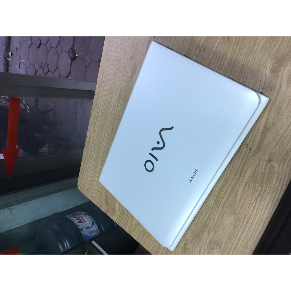 Hot Hot Laptop Sony vaio SVE14 Sang chảnh chíp core i5-3210M/4GB/HDD 320GB Cạc HD4000 game mượt. Tặng chuột không dây | BigBuy360 - bigbuy360.vn