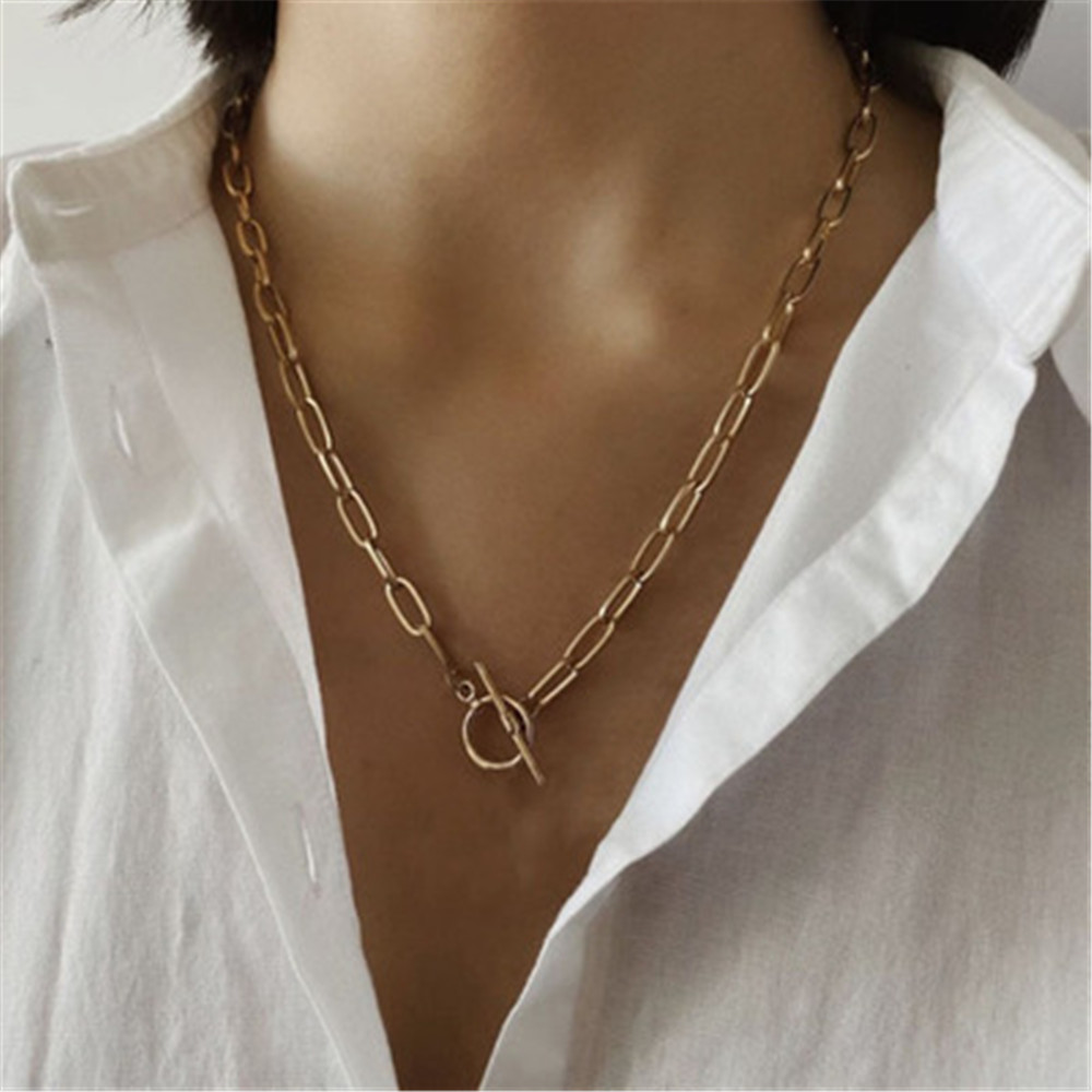 Korean Women's Alloy Chain With Simple Design