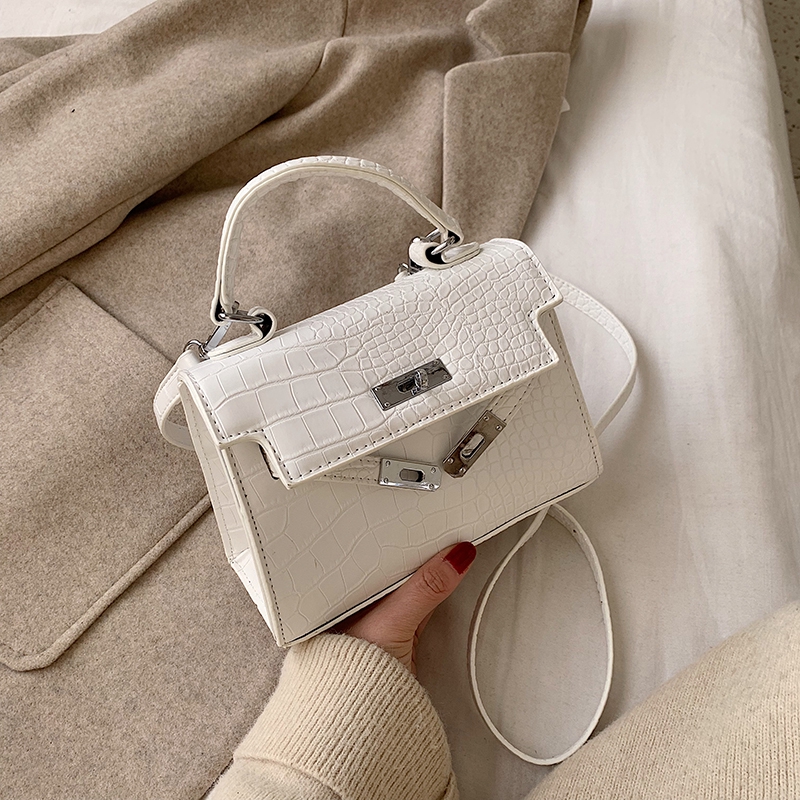 (HÀNG MỚI) Túi đeo chéo nữ chất da cực chất - MA172 | BigBuy360 - bigbuy360.vn