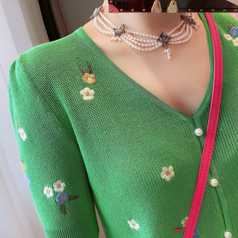 Mới Áo cardigan dệt kim cổ chữ V tay ngắn dáng rộng in hoa một hàng nút thời trang Hàn Quốc cho nữ