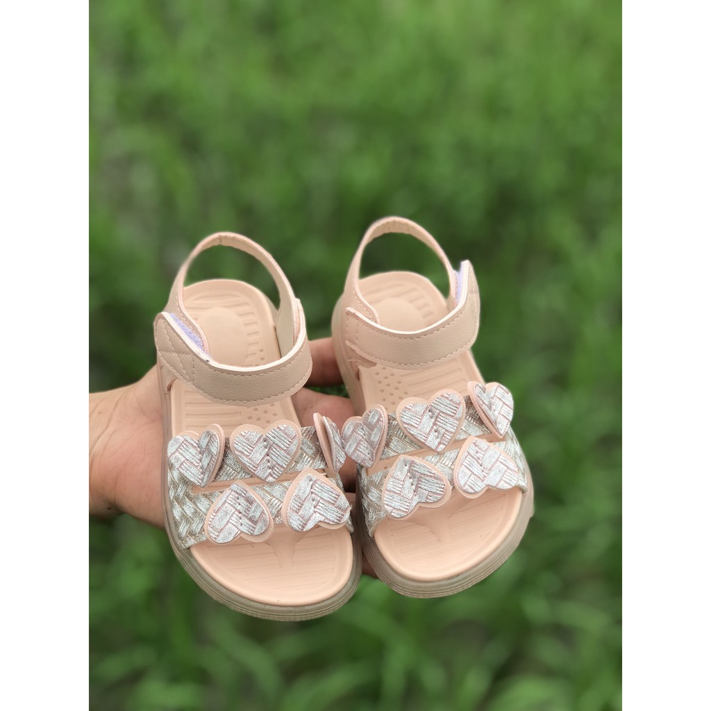 Sandal siêu xinh cho bé quai hình trái tim mã mới 5295